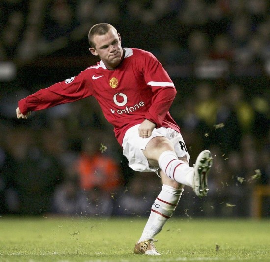 担任关键的 担任关键的